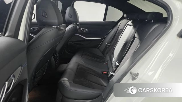 BMW 3 Series (G20) 2020 Белый из Кореи, фото 2