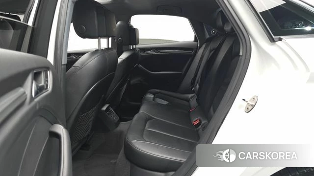 Audi New A3 2018 Белый из Кореи, фото 2