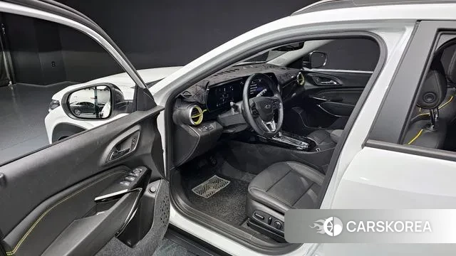 Chevrolet (GM Daewoo) Trax Crossover 2023 Белый из Кореи, фото 2