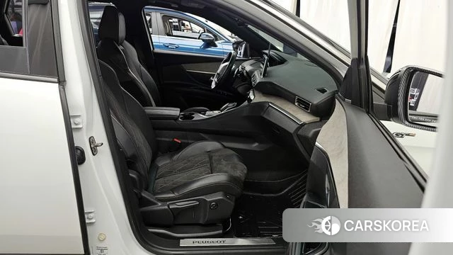 Peugeot 5008 second generation 2020 Белый из Кореи, фото 2