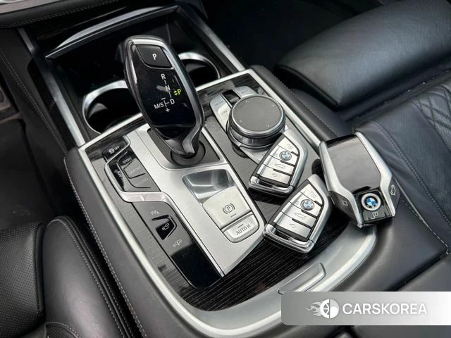 BMW 7 Series (G11) 2018 Серый из Кореи, фото 2