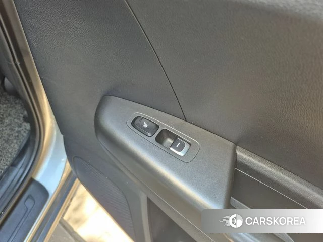Kia Sportage The Bold 2019 Серебристо-серый из Кореи, фото 2