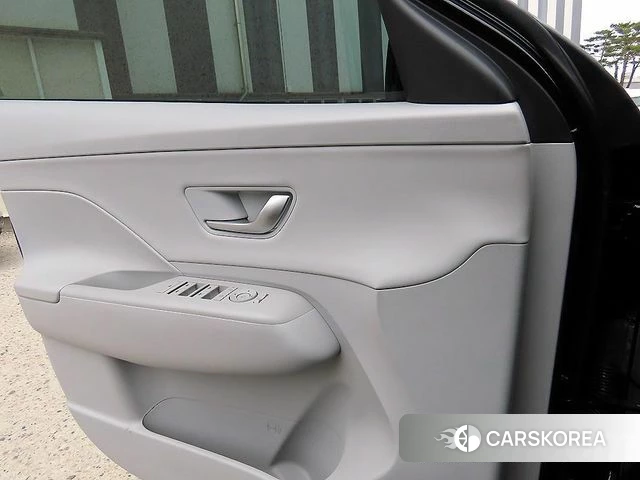 Hyundai Kona (SX2) 2024 Черный из Кореи, фото 2