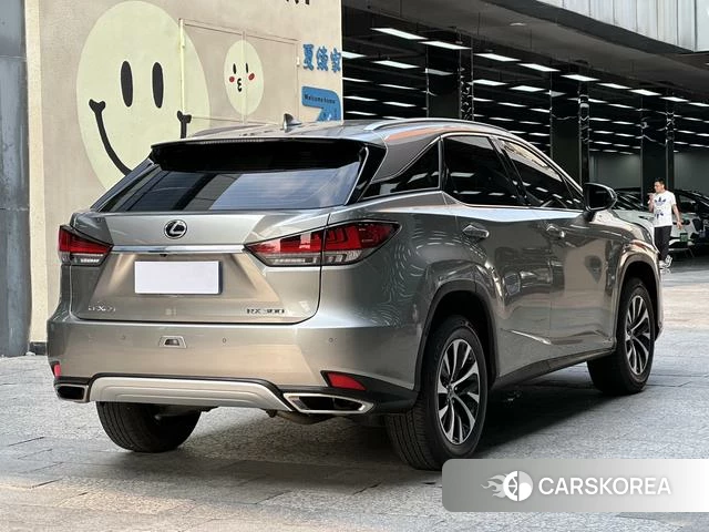 Lexus RX 2021 Серебристо-серый из Китая, фото 2
