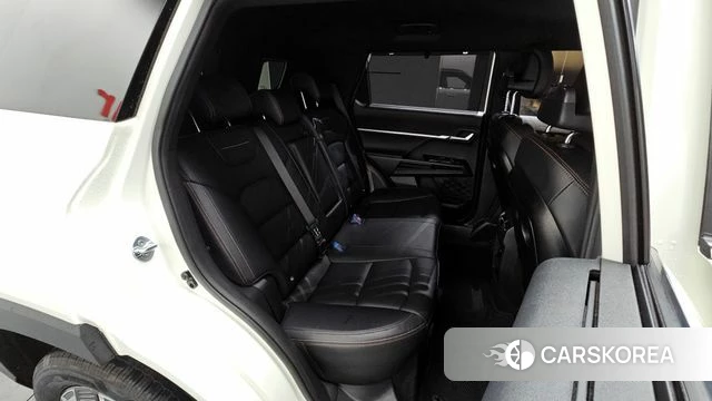 Ssangyong Torres EVX 2024 Белый из Кореи, фото 2