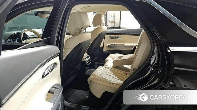 Genesis GV70 2021 Черный из Кореи, фото 2