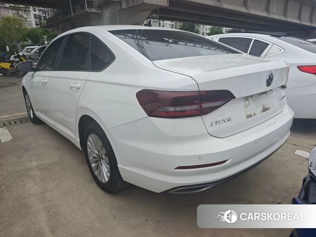Volkswagen Lavida 2021 Белый из Китая, фото 2