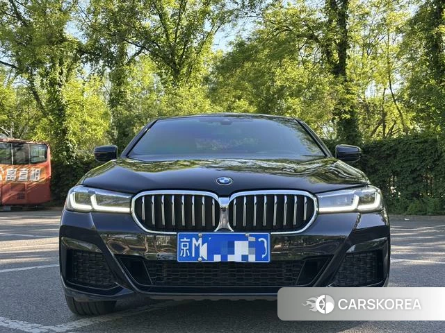 BMW 5 series 2021 Черный из Китая, фото 2