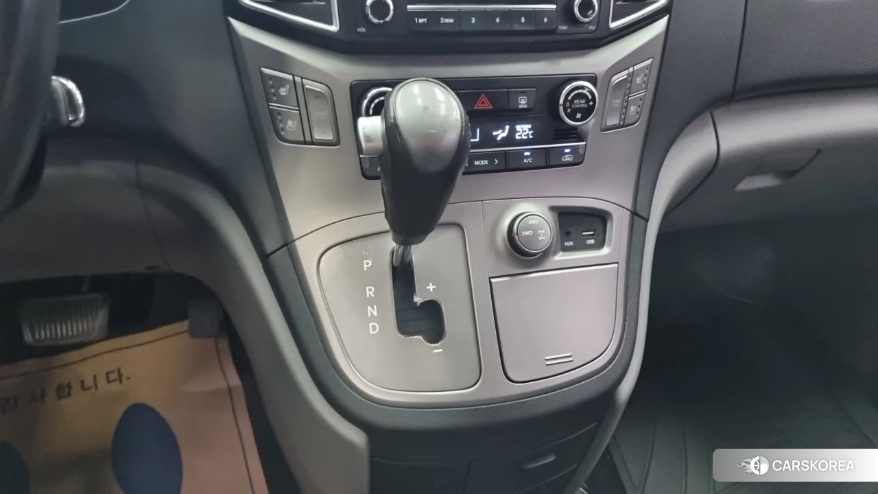Hyundai The New Grand Starex 2018 Серебряный из Кореи, фото 2