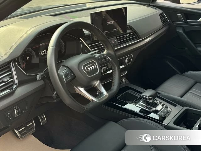 Audi Q5L 2024 Черный из Китая, фото 2