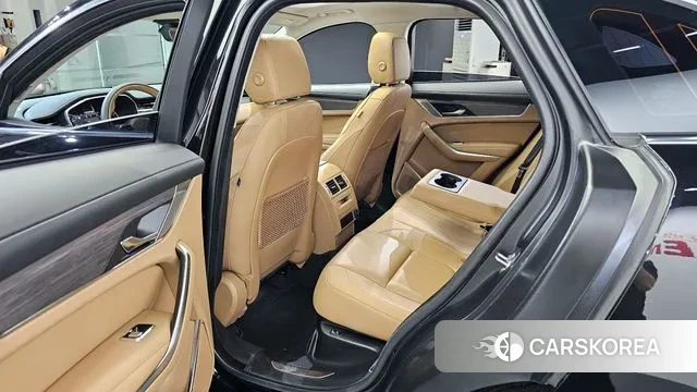 Jaguar F-PACE 2023 Черный из Кореи, фото 2