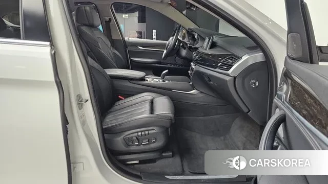 BMW X6 (F16) 2019 Белый из Кореи, фото 2