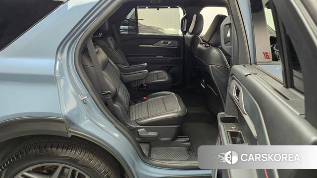 Ford Explorer 6th Generation 2025 Синий из Кореи, фото 2