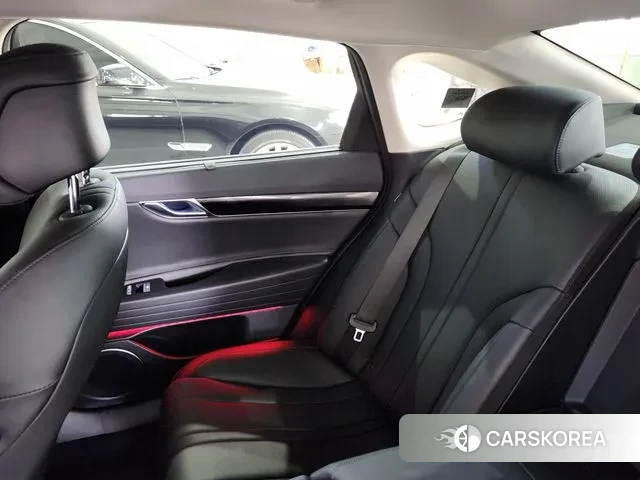 Genesis G80 (RG3) 2024 Черный из Кореи, фото 2