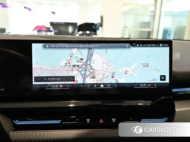 BMW 5 Series (G60) 2024 Светло-серебряный цвет из Кореи, фото 2