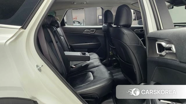 Kia Sportage 5th Generation 2022 Белый из Кореи, фото 2