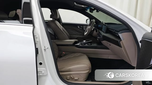 Kia K8 2022 Белый из Кореи, фото 2