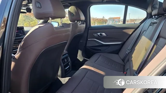 BMW 3 Series (G20) 2025 Черный из Кореи, фото 2