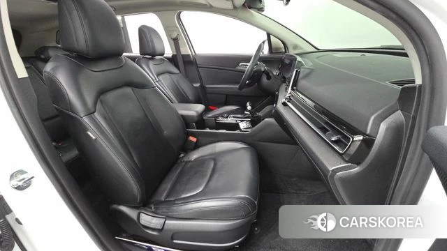 Kia Sportage 5th Generation 2022 Белый из Кореи, фото 2