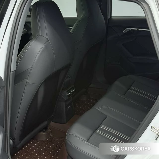 Audi A3 2023 Белый из Китая, фото 2