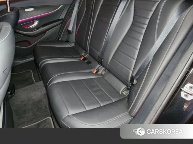 Mercedes-Benz E-Class W213 2022 Черный из Кореи, фото 2