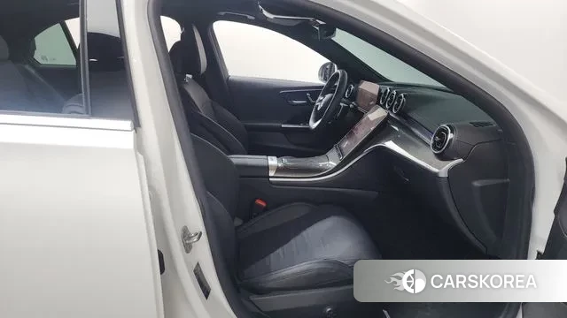 Mercedes-Benz C-Class W206 2024 Белый из Кореи, фото 2