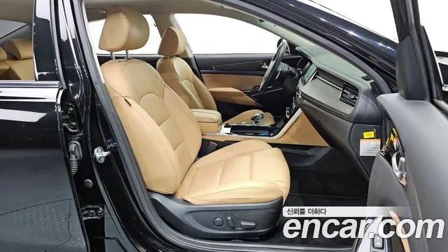 Kia K7 Premier Hybrid 2021 Черный из Кореи, фото 2