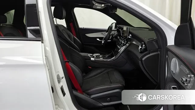 Mercedes-Benz GLC-Class X253 2019 Белый из Кореи, фото 2