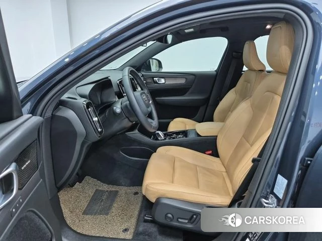 Volvo XC40 2020 Синий нефрит из Кореи, фото 2