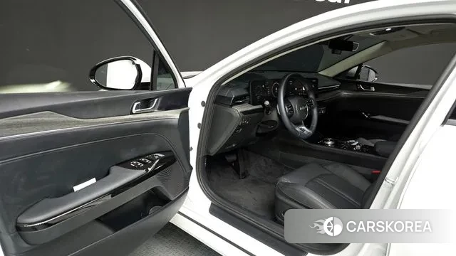 Kia The New K5 3rd generation 2024 Белый из Кореи, фото 2