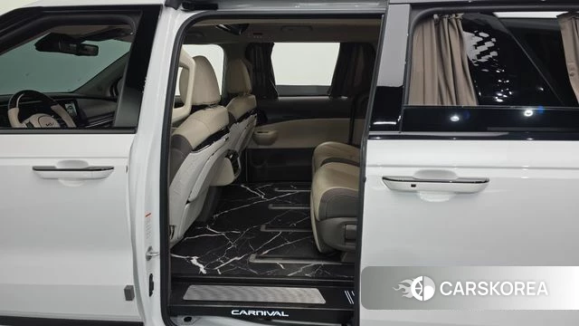 Kia The New Carnival 4th Generation 2024 Белый из Кореи, фото 2