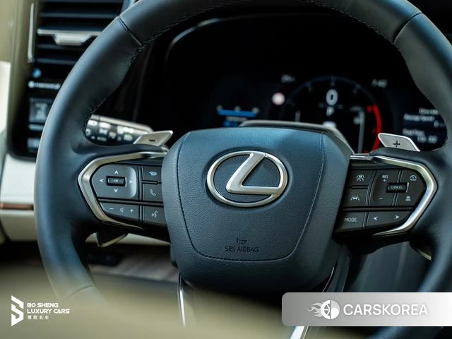 Lexus LM 2025 Черный из Китая, фото 2