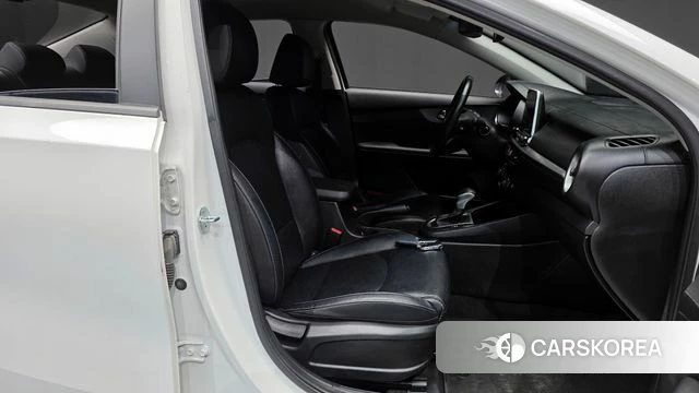 Kia Come New K3 2021 Белый из Кореи, фото 2