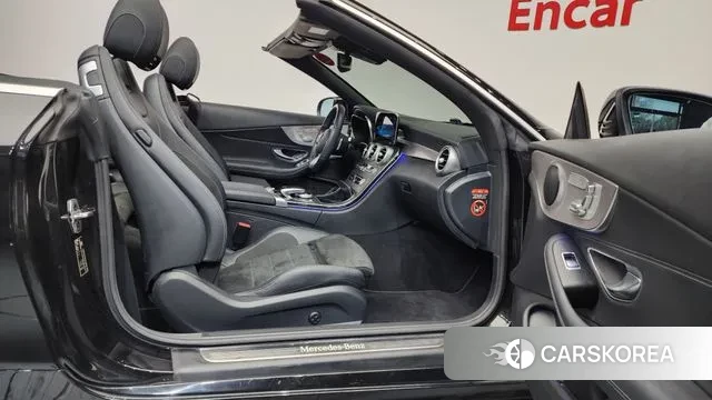 Mercedes-Benz C-Class W205 2021 Черный из Кореи, фото 2