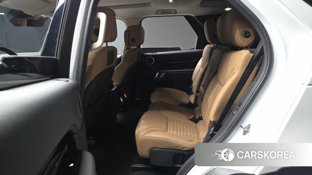Land Rover Discovery 5 2021 Белый из Кореи, фото 2