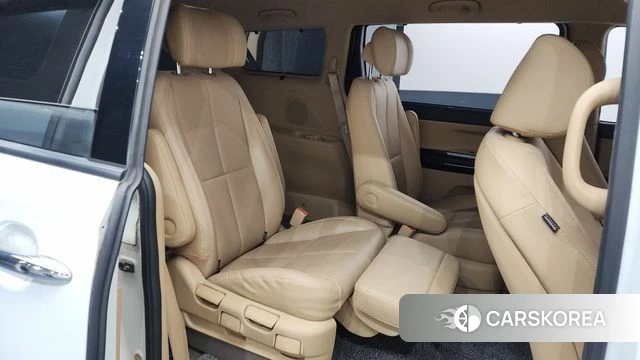 Kia The New Carnival 2018 Белый из Кореи, фото 2