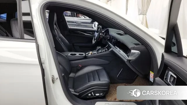 Porsche Panamera (971) 2018 Белый из Кореи, фото 2