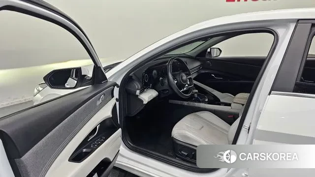 Hyundai Avante (CN7) 2023 Белый из Кореи, фото 2