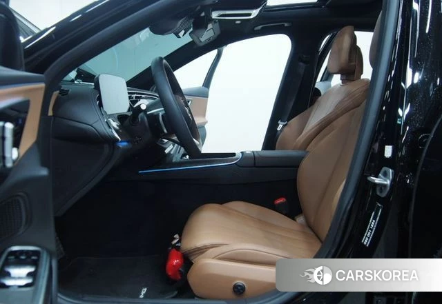 Mercedes-Benz E-Class W214 2025 Черный из Кореи, фото 2