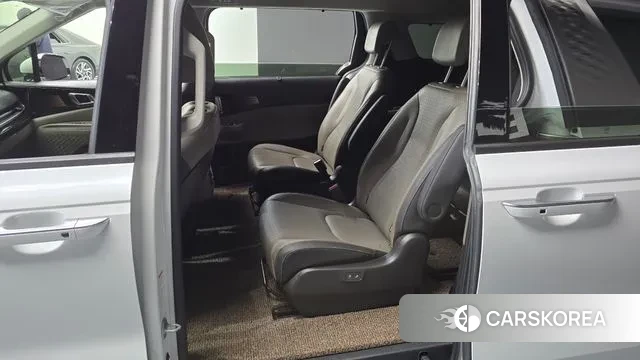 Kia The New Carnival 4th Generation 2024 Белый из Кореи, фото 2