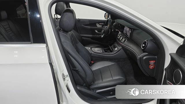Mercedes-Benz E-Class W213 2020 Белый из Кореи, фото 2