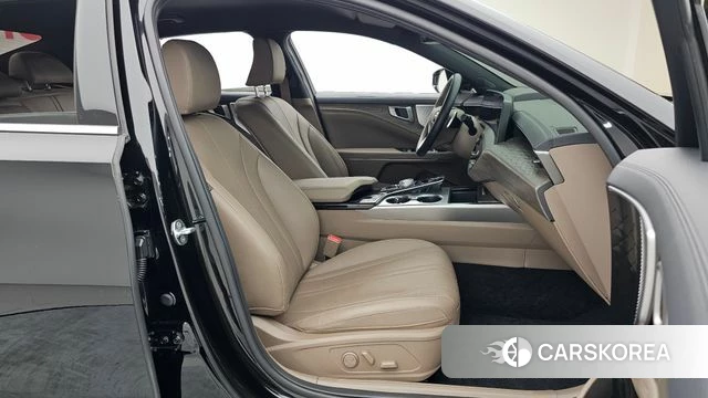 Kia K8 Hybrid 2022 Черный из Кореи, фото 2