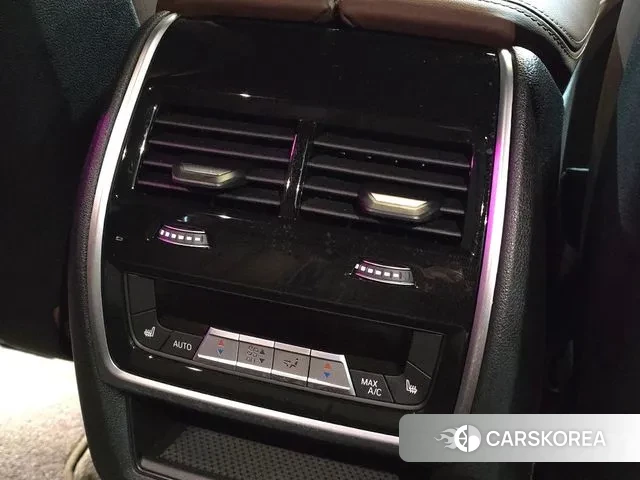 BMW X5 (G05) 2024 Белый из Кореи, фото 2