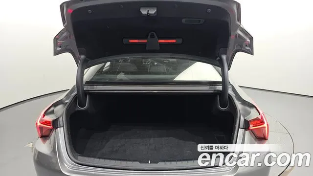 Kia K8 2021 Серебристо-серый из Кореи, фото 2