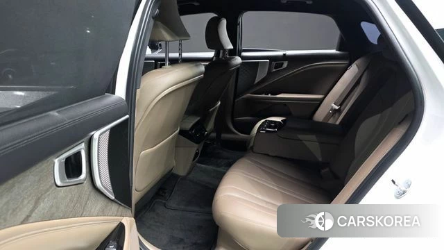 Kia K8 Hybrid 2024 Белый из Кореи, фото 2