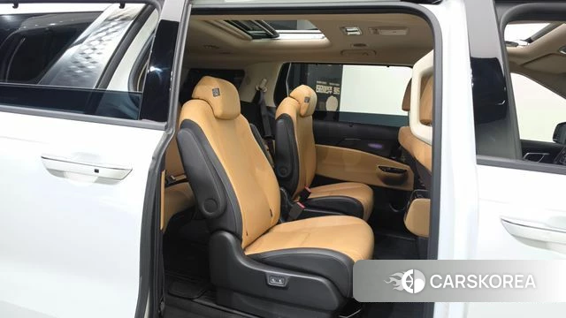 Kia Carnival 4th generation 2023 Белый из Кореи, фото 2