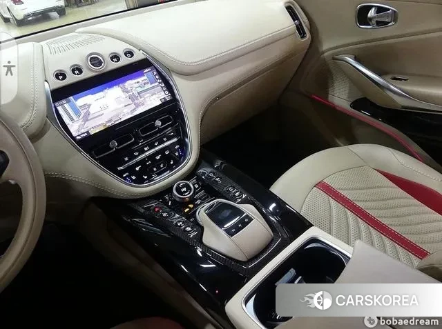 Aston Martin DBX 2023 Красный из Кореи, фото 2