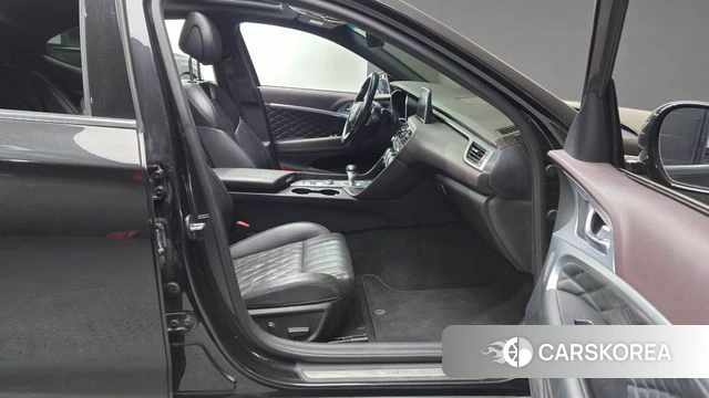 Genesis G70 2018 Черный из Кореи, фото 2