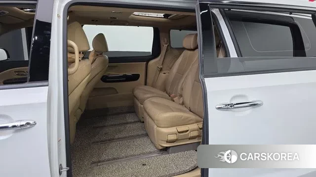 Kia The New Carnival 2018 Белый из Кореи, фото 2