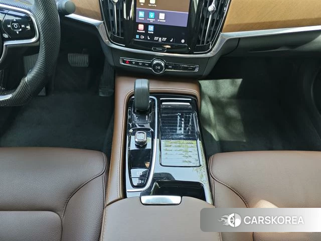 Volvo S90 PHEV 2022 Темно-серый из Китая, фото 2